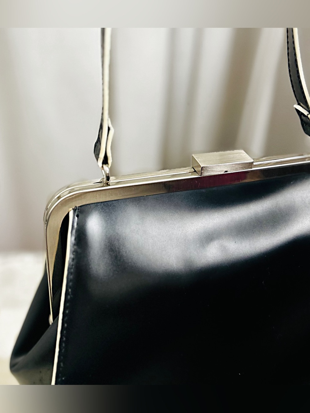 “The Limited” Classic Black Frame-Top Purse - Picture 7 of 12